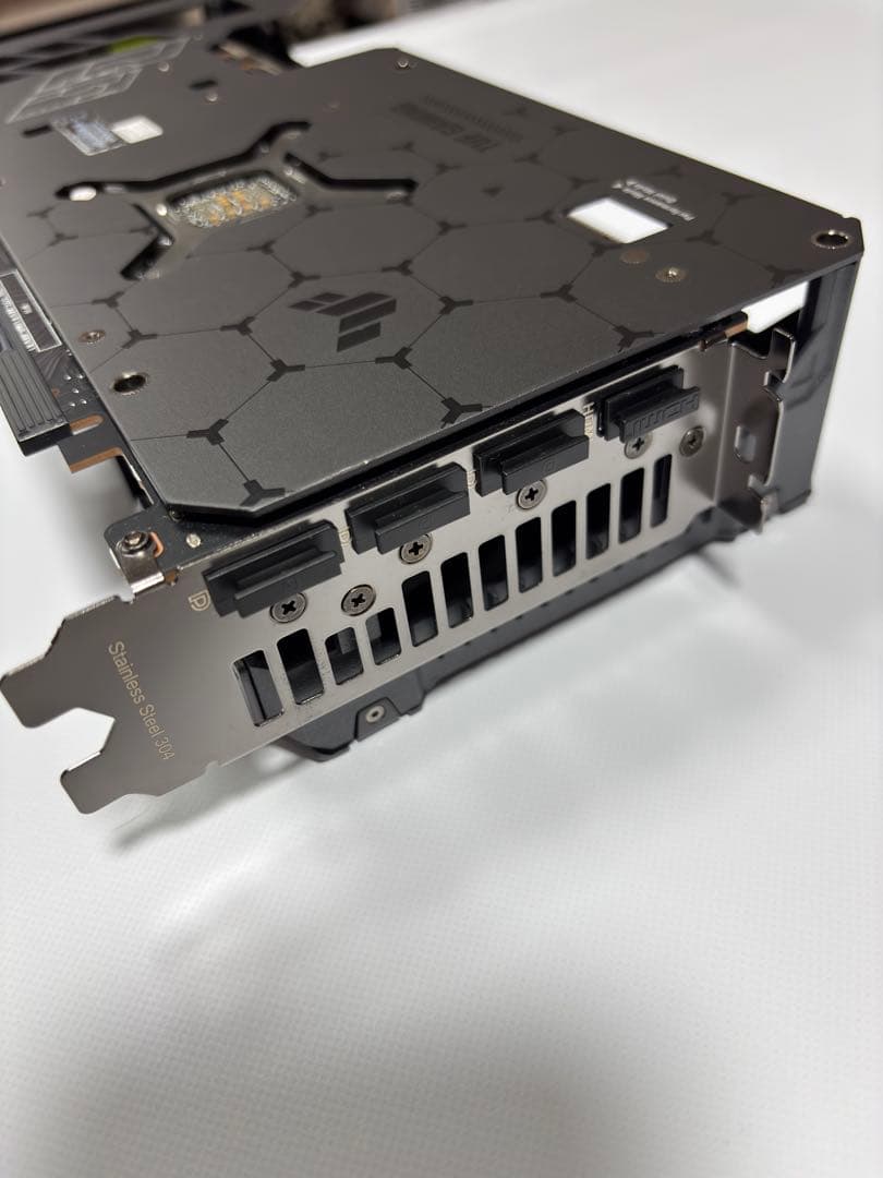 グラフィックボード・グラボ・ビデオカード ASUS TUF GAMING RADEON RX 7800XT OC 16GB