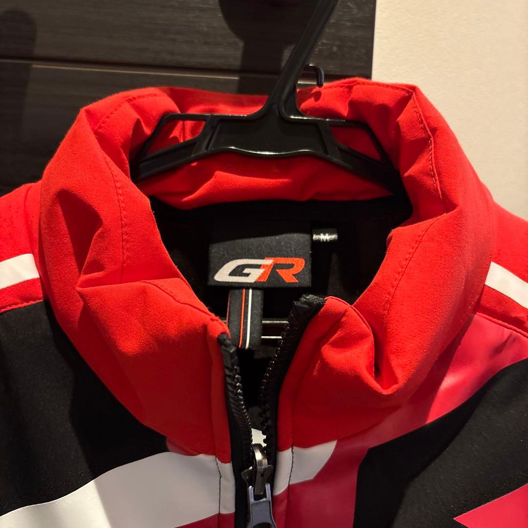 【美品】GR ダウン　ガズーレーシング　TOYOTA GAZOO Racing