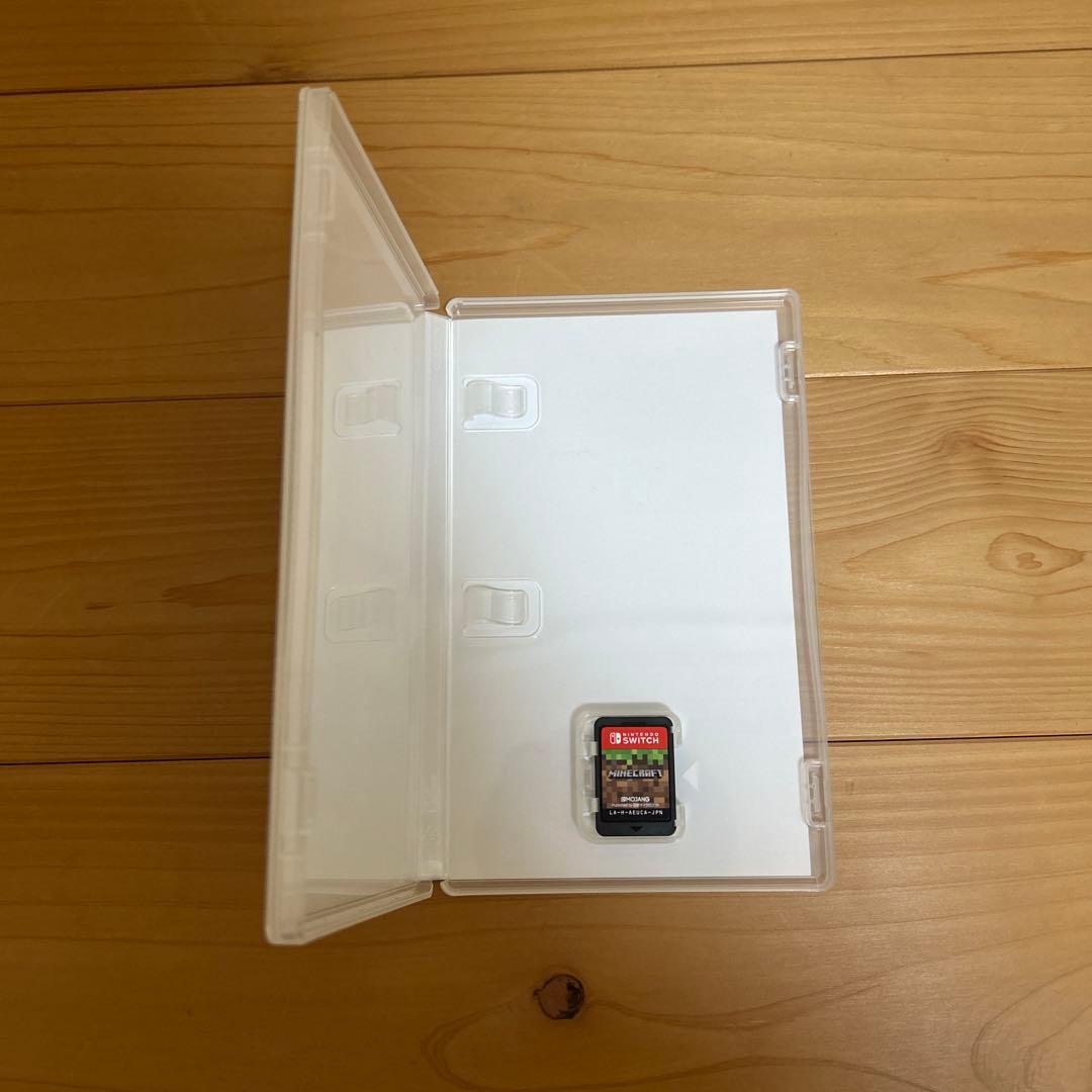 Nintendo Switch Lite イエロー　とマインクラフトのソフト