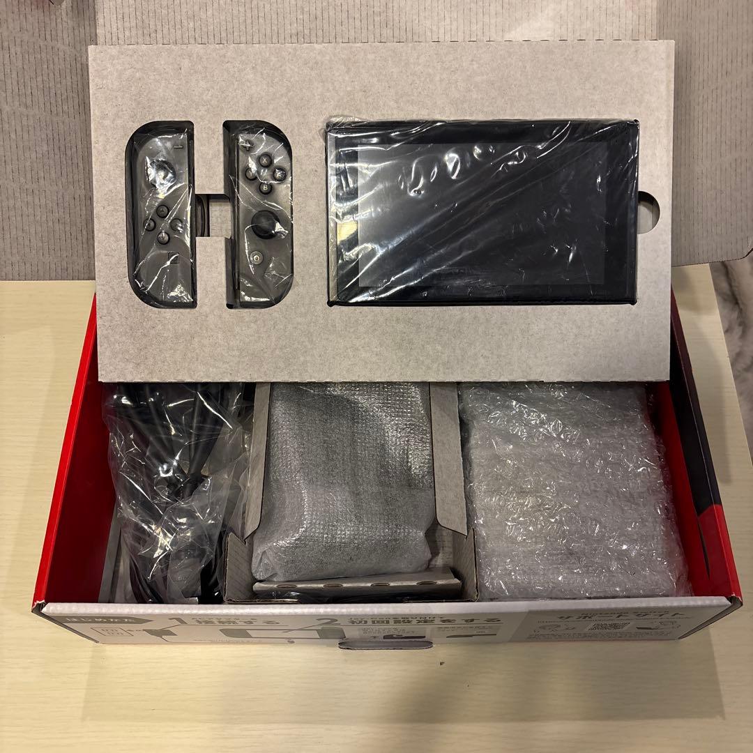 Nintendo switch本体 および 付属品
