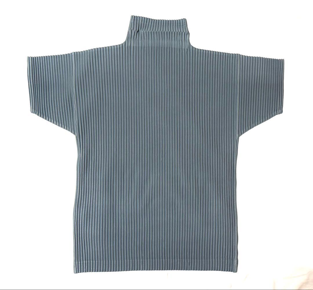 【25SS】オムプリッセイッセイミヤケ タートルネックTシャツ グレーブルー