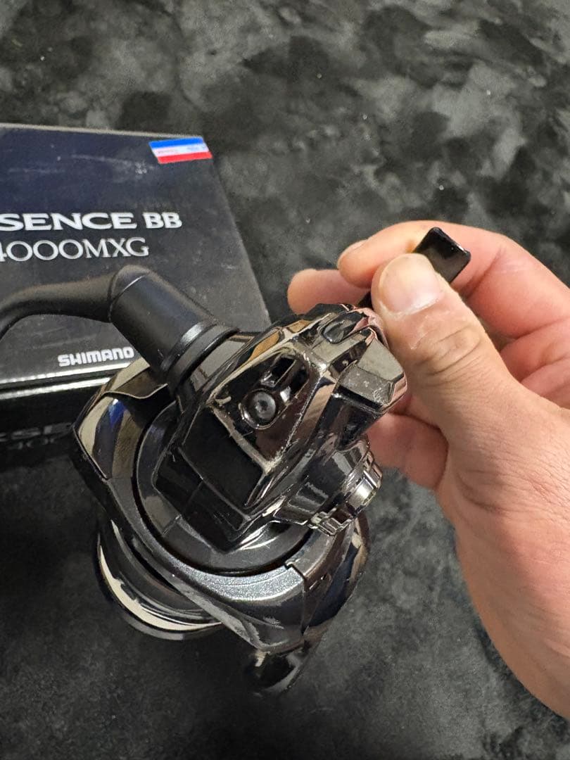SHIMANO 24EXSENCE BB 4000MXG スピニングリール