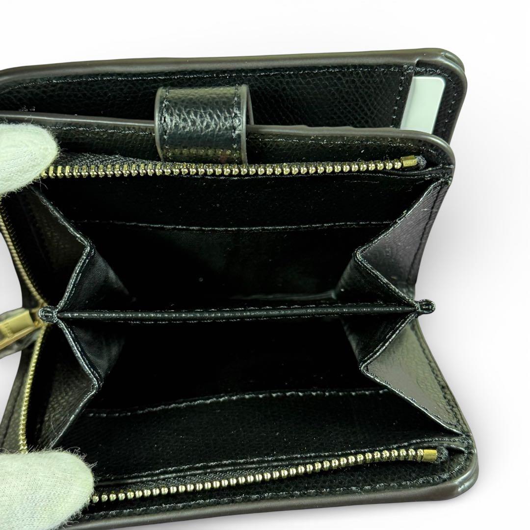 【新品】FURLA 二つ折り財布 ブラック 黒 レザー ゴールド金具 シボ革