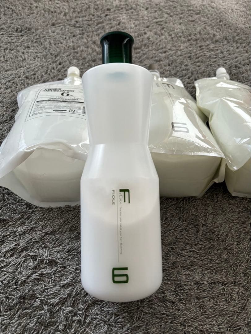 バラ売り可！！FIOLE ヘアカラー剤パーマ剤一式