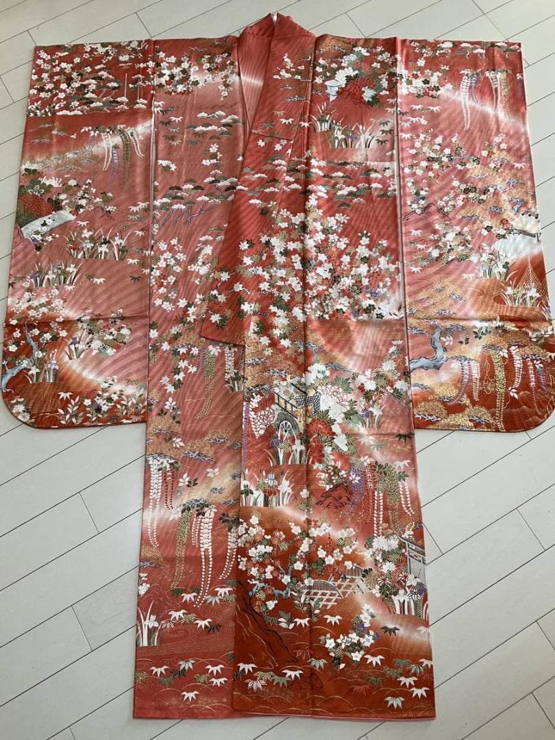 ■E2622■美品■正絹■松坂屋扱い 四季草花模様　京友禅　振袖■裄66