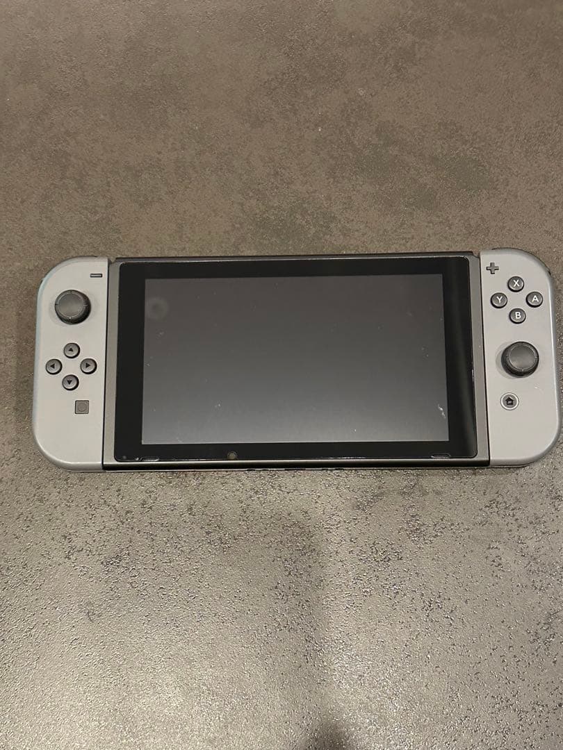 Nintendo Switch 本体　(画面保護シール付き)