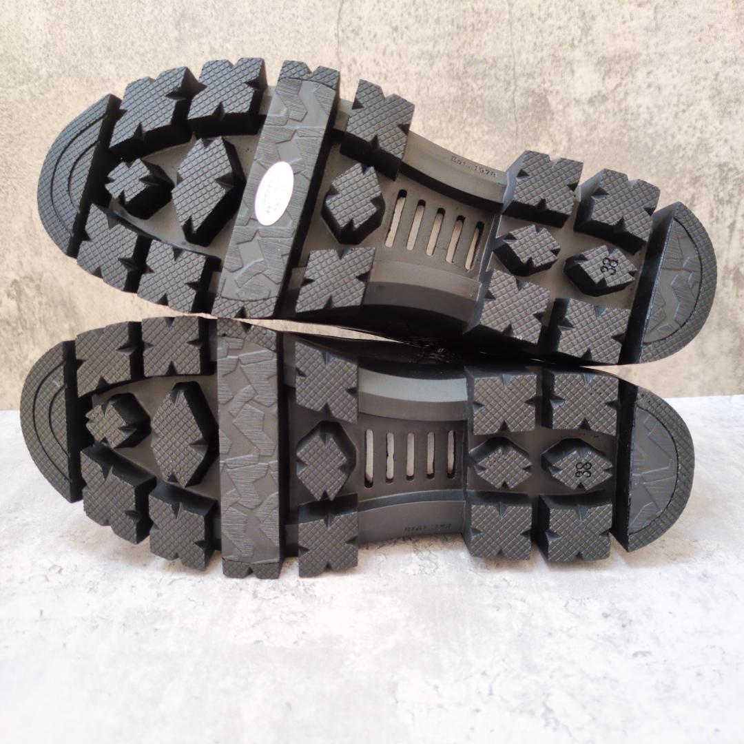 ​【新品】busola ブソラ 撥水 山羊革 レースアップブーツ 厚底 38