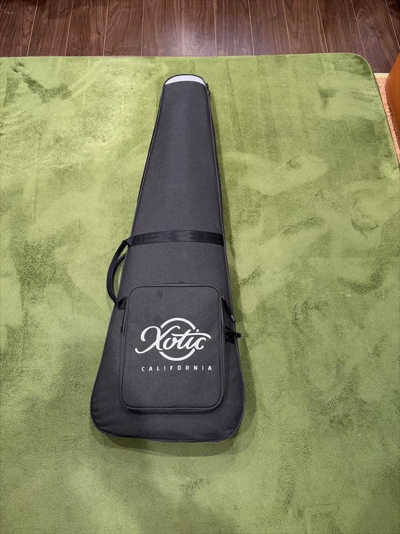 ベース Xotic XJ-1T 4st Vintage White over3TB