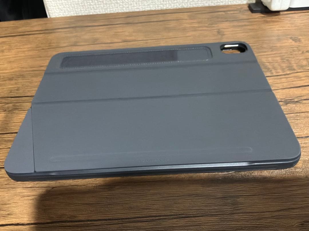 美品ESR Shift キーボードケースiPad Air 11インチ M4 対応