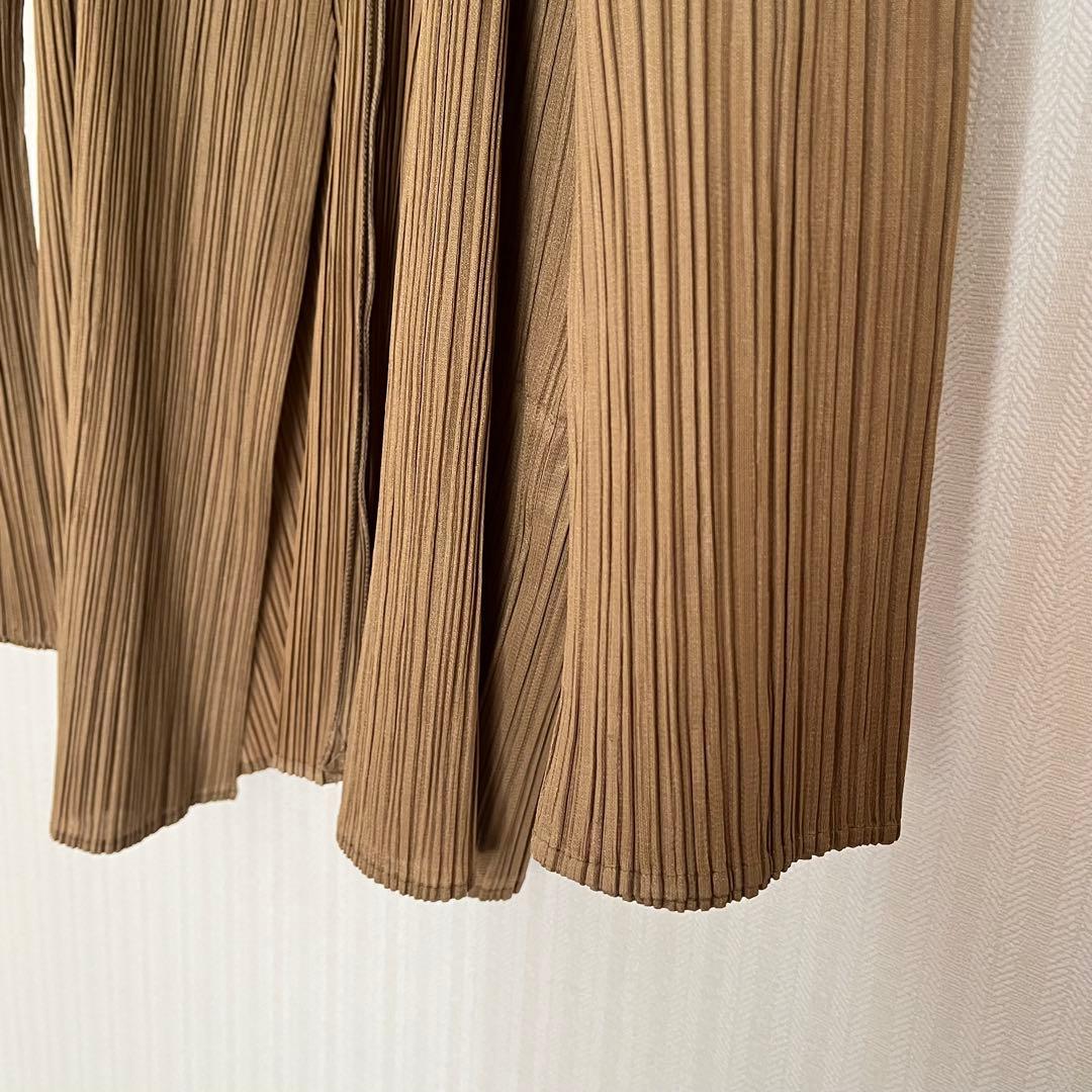 ISSEY MIYAKE イッセイミヤケ　カーディガン　ベージュ　ブラウン系