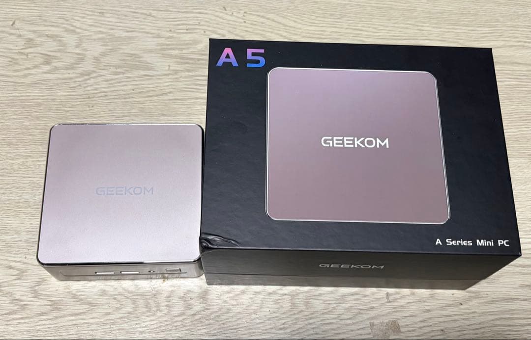 【極美品】GEEKOM A5 ミニPC AMD Ryzen 5 7430U
