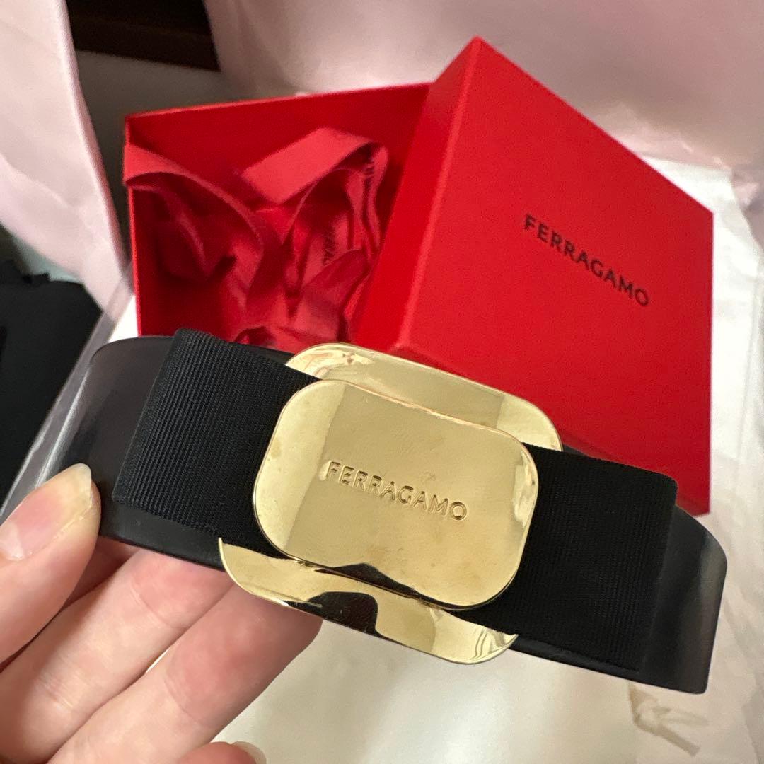 FERRAGAMO ブラックリボンヘアバンド