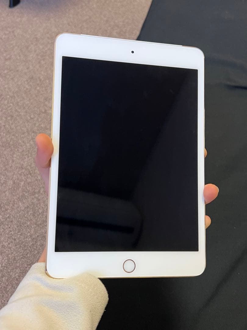 Apple iPad Mini 4 ゴールド