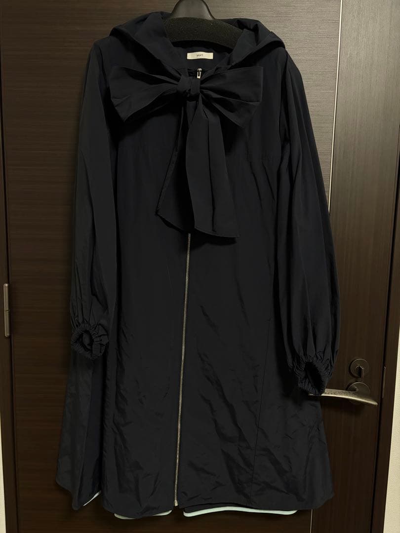 美品）yoriビッグリボン撥水ロングパーカー