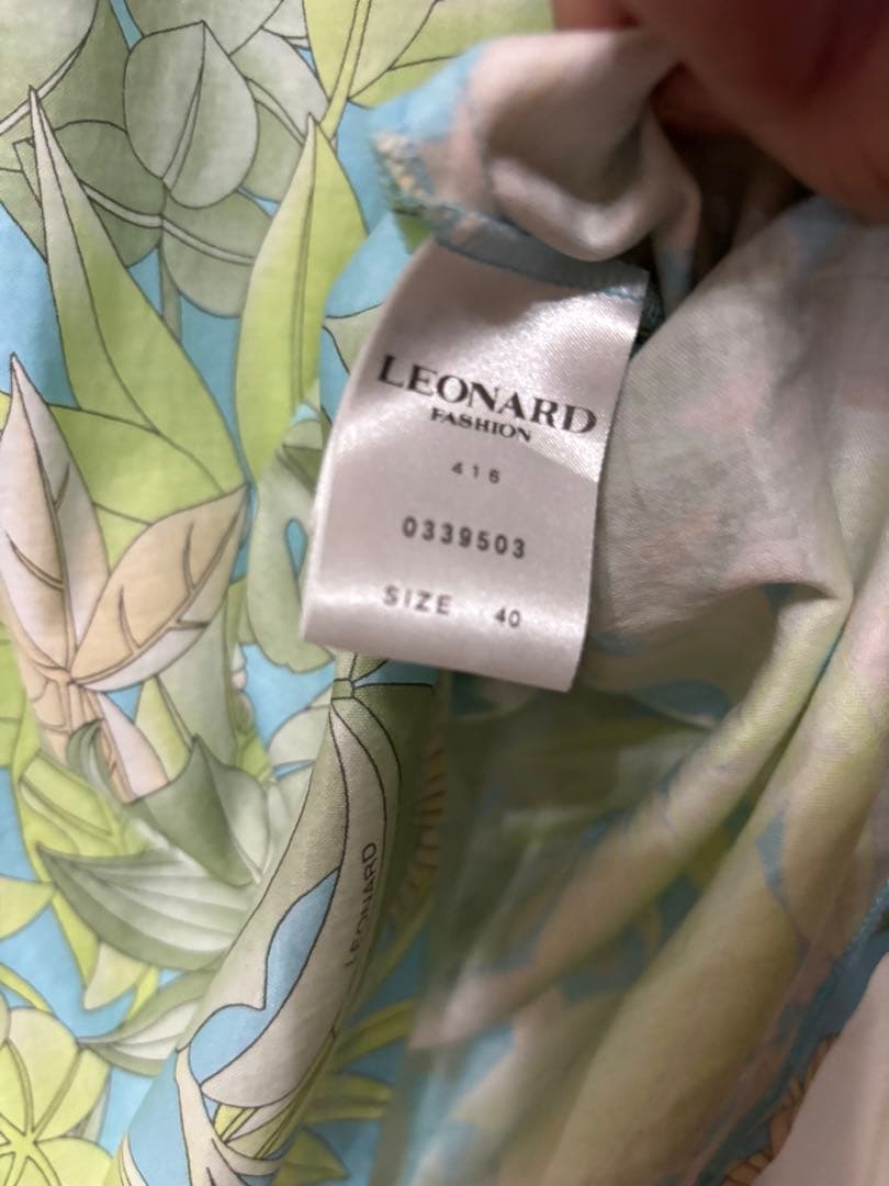 レオナール　半袖Ｔシャツ　 新品未使用品　サイズ40