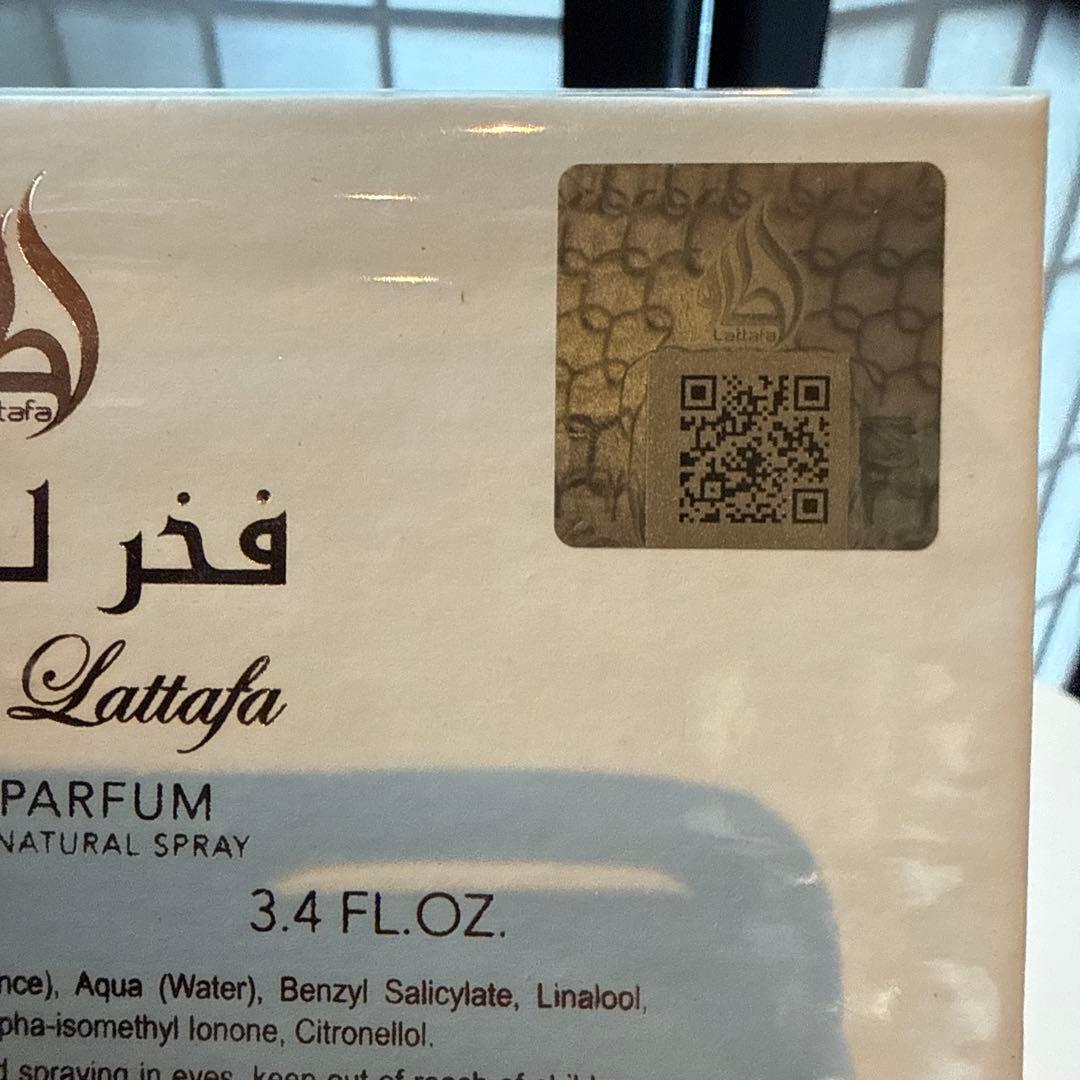 Lattafa FAKHAR 100ml オードトワレ