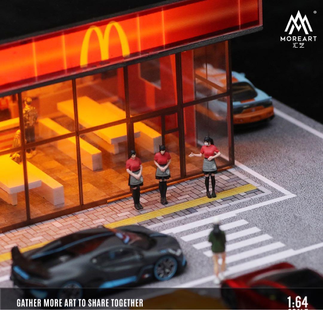 MoreArt 1/64マクドナルドド　駐場付き　点灯組立式ジオラマ