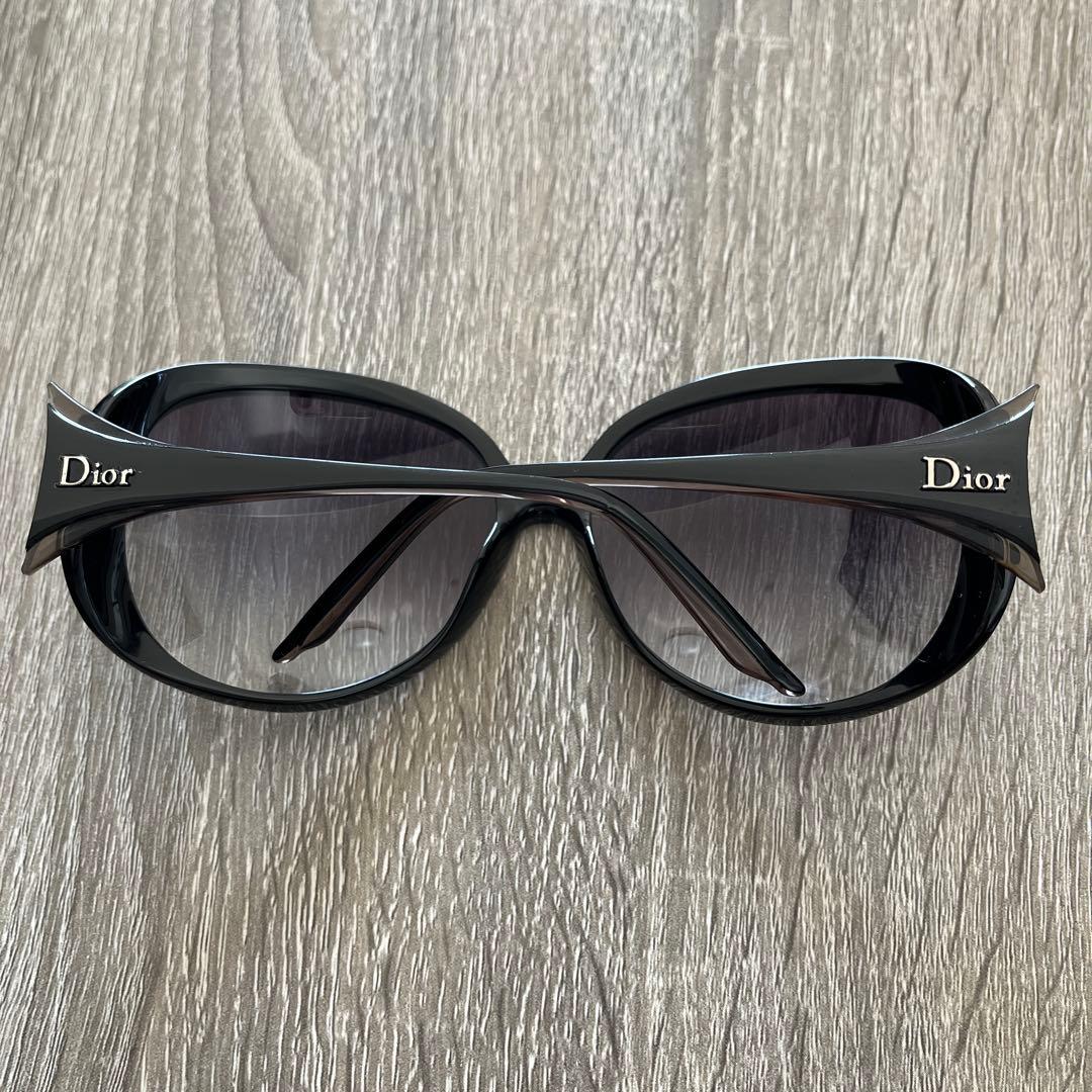 Dior ブラック サングラス ラウンド型