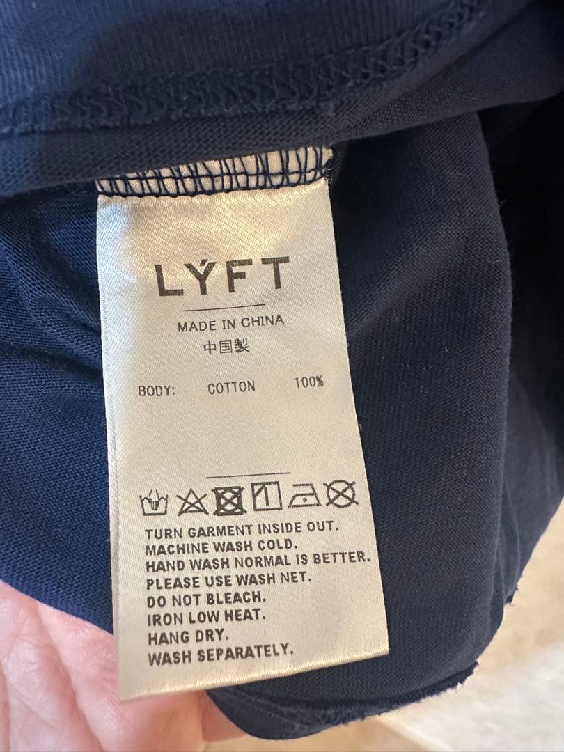 ハ*い様 LYFTリフト　オーバーサイズTシャツ　ネイビー