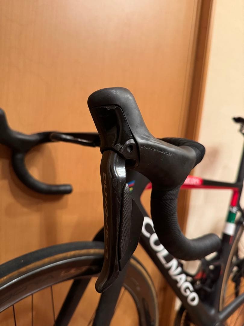 コルナゴ v3rs UAE TEAM Emirates 限定モデル