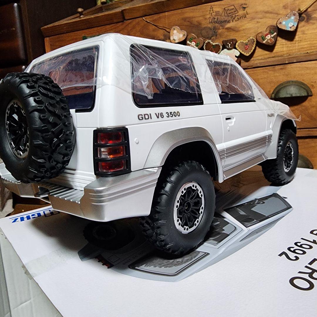 ホビーラジコン Mitsubishi Pajero V24WG 1992 1:14