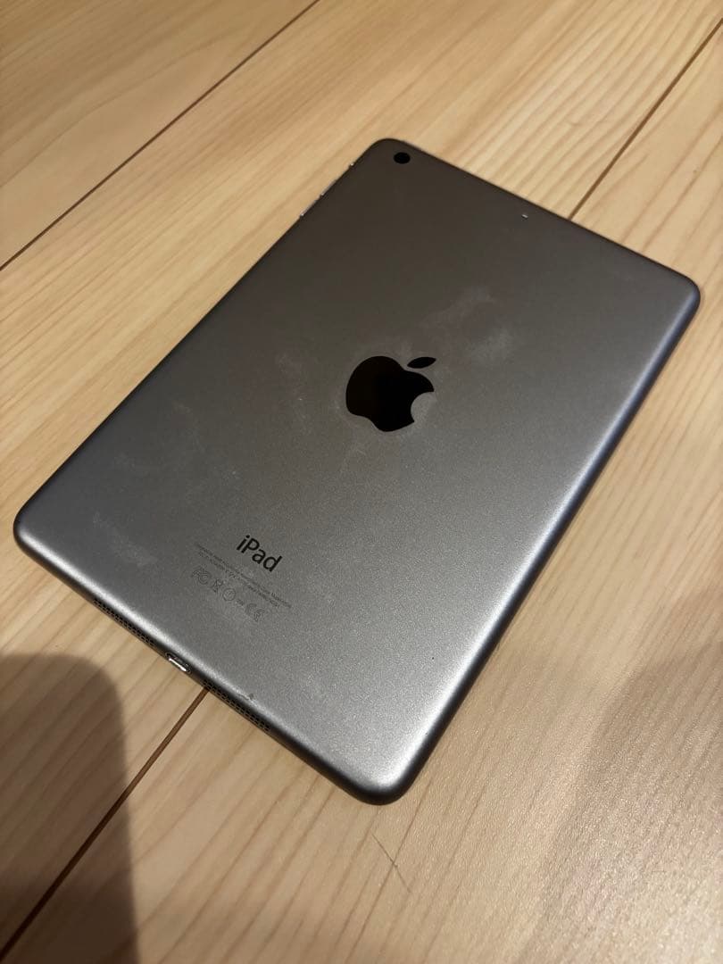 Apple iPad mini3 16GB Wi-Fiモデル　スペースグレー