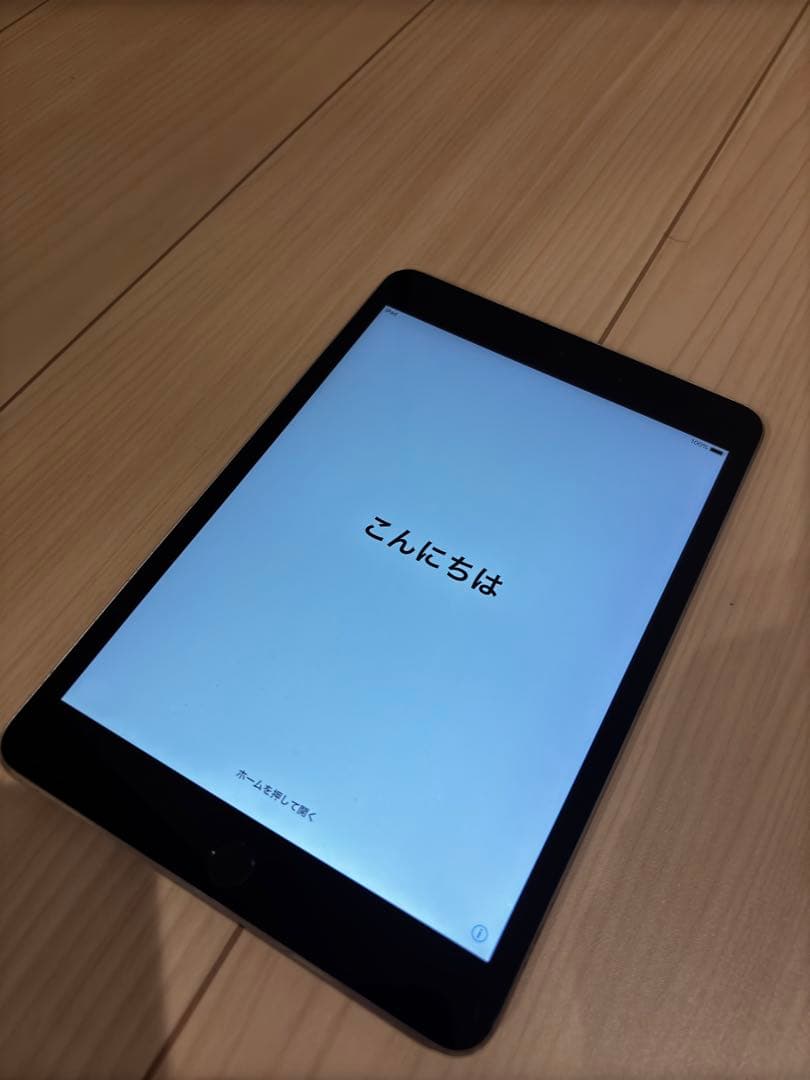 Apple iPad mini3 16GB Wi-Fiモデル　スペースグレー