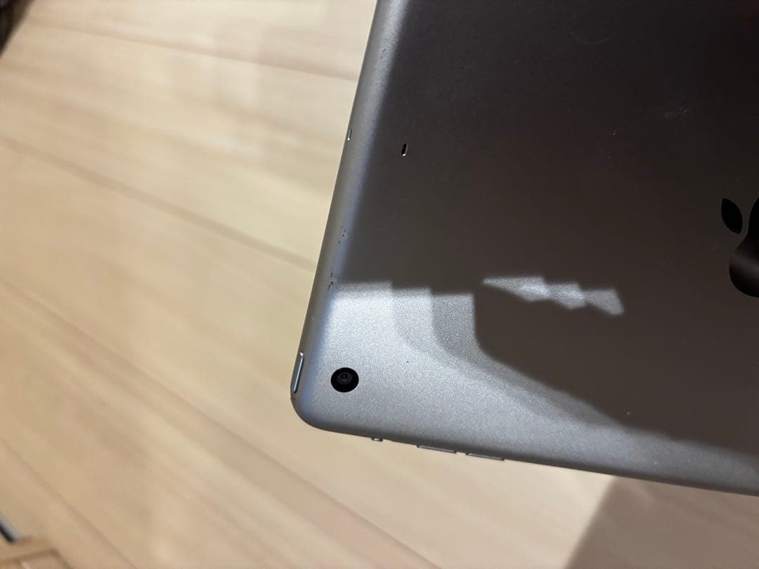 Apple iPad mini3 16GB Wi-Fiモデル　スペースグレー
