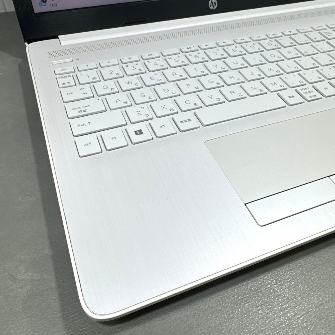 【極上品】HPピュアホワイト☘10世代i7☘NVMe256+1TBメモリ16