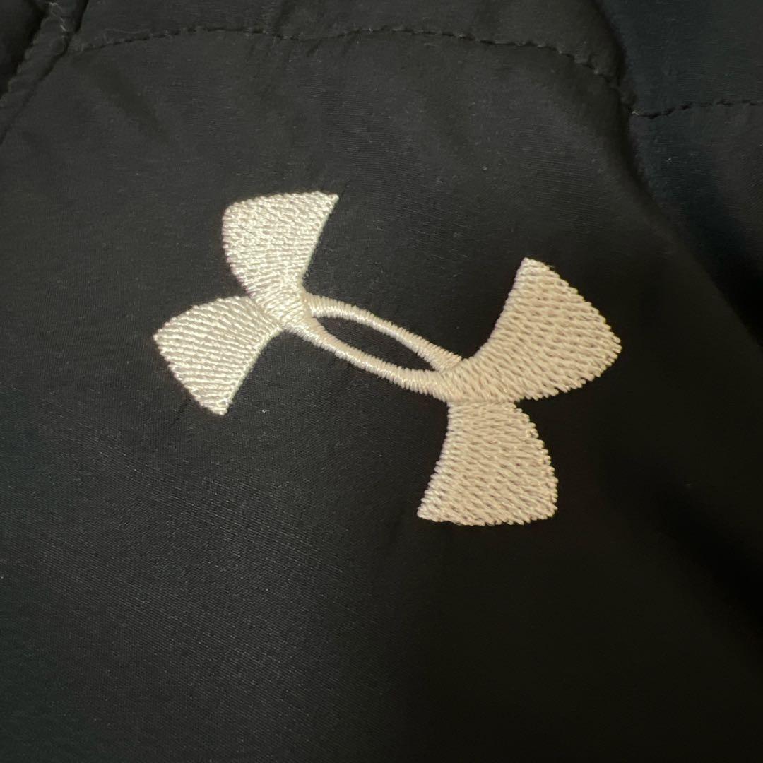 Under Armour✨ブラックベンチコート　YXL 155-165cm