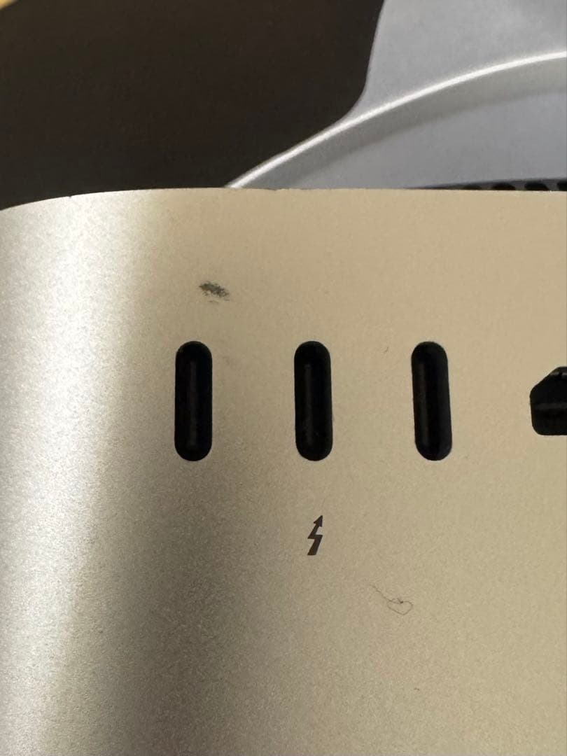 Mac mini Late2024年 Apple M4 10コア/16/256