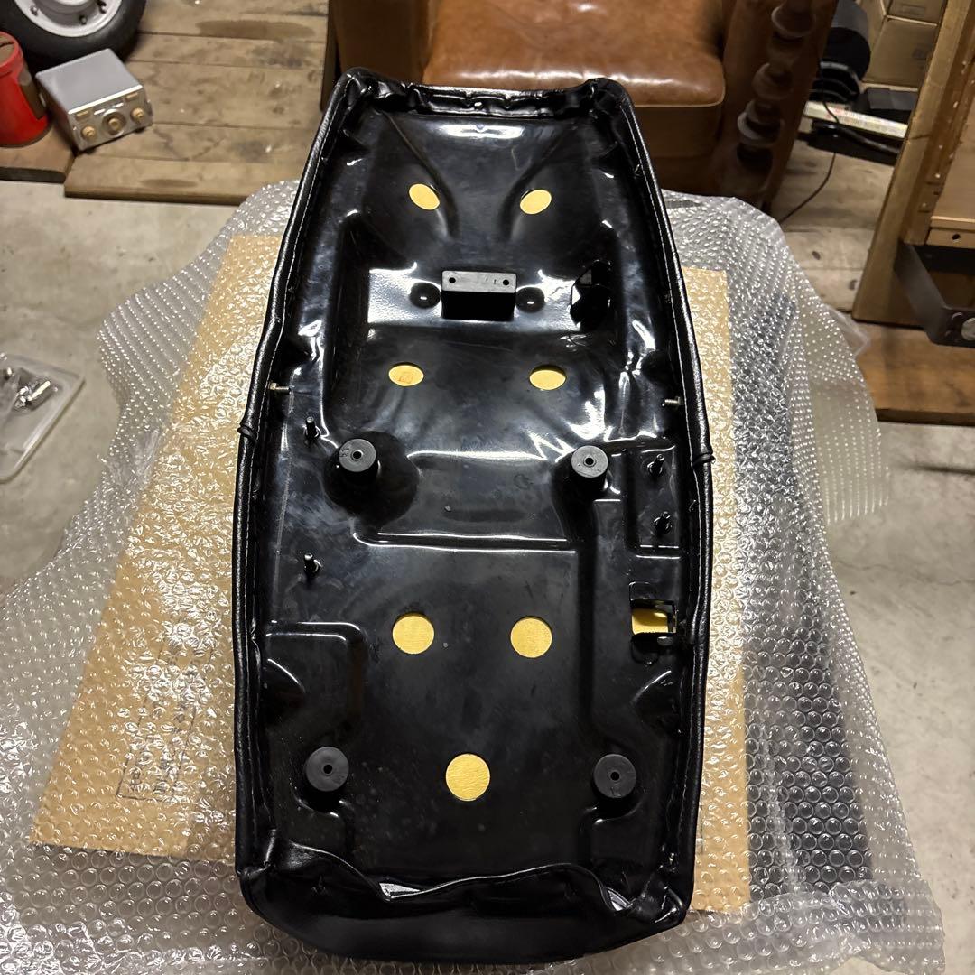 cb400fシート未使用レプリカです。