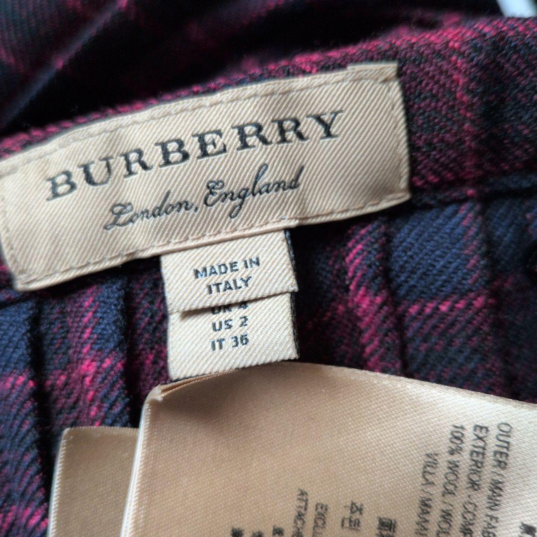 BURBERRY ネイビー/レッド チェック プリーツスカート