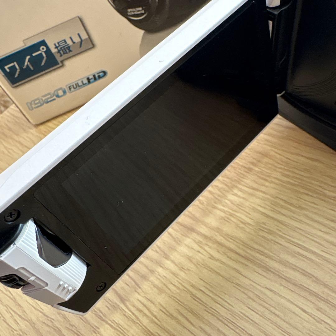 Panasonic HC-W585M ビデオカメラ三脚バッテリー充電コードセット