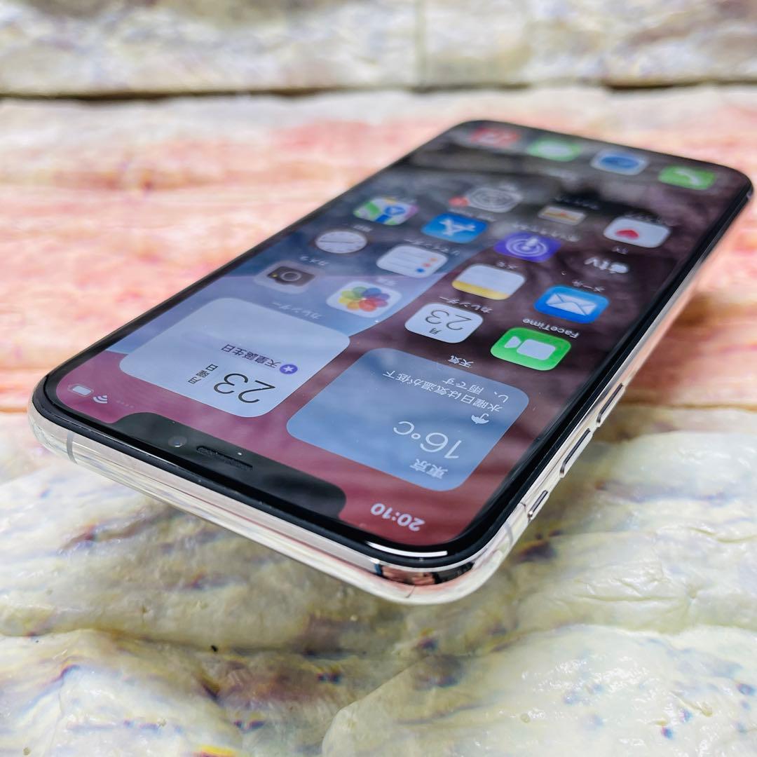 SIMフリー iPhoneXS 256GB シルバー 新品バッテリ－