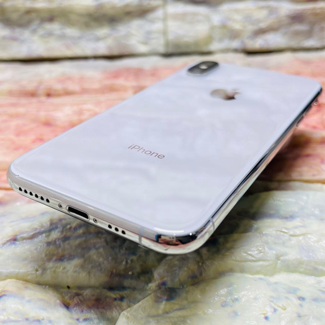 SIMフリー iPhoneXS 256GB シルバー 新品バッテリ－