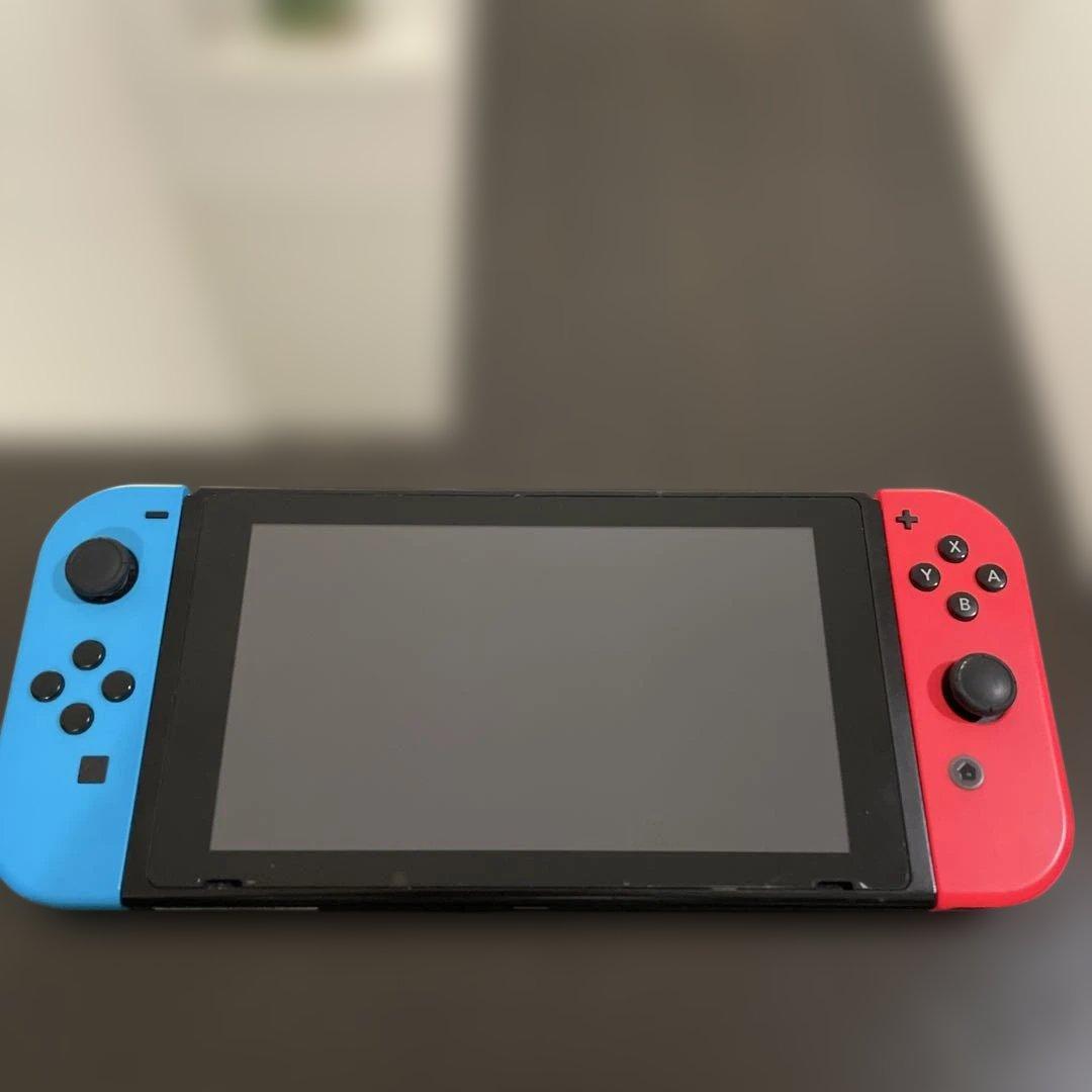 Nintendo Switch フルセット Joy-Con縦持ち可