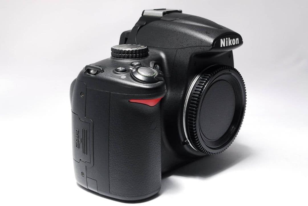♥初心者安心モデル♥Nikon D5000♥高画質 バリアングル液晶