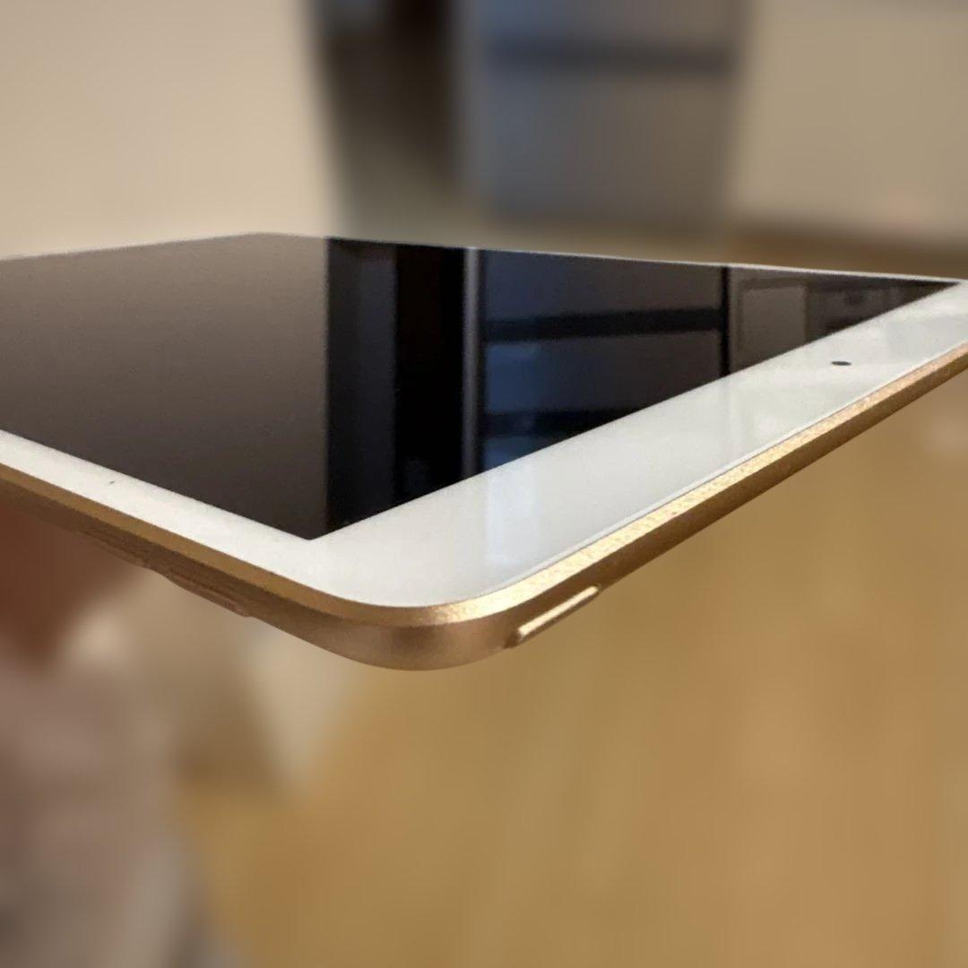 iPad Air 第3世代 ACアダプタ・コード付き