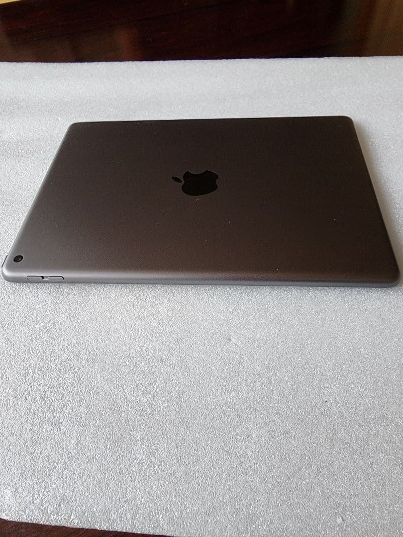 Apple iPad 第９世代64GB Wifiモデル