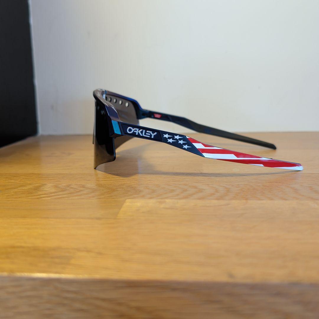 Oakley Sutro Lite Sweep TLD　限定