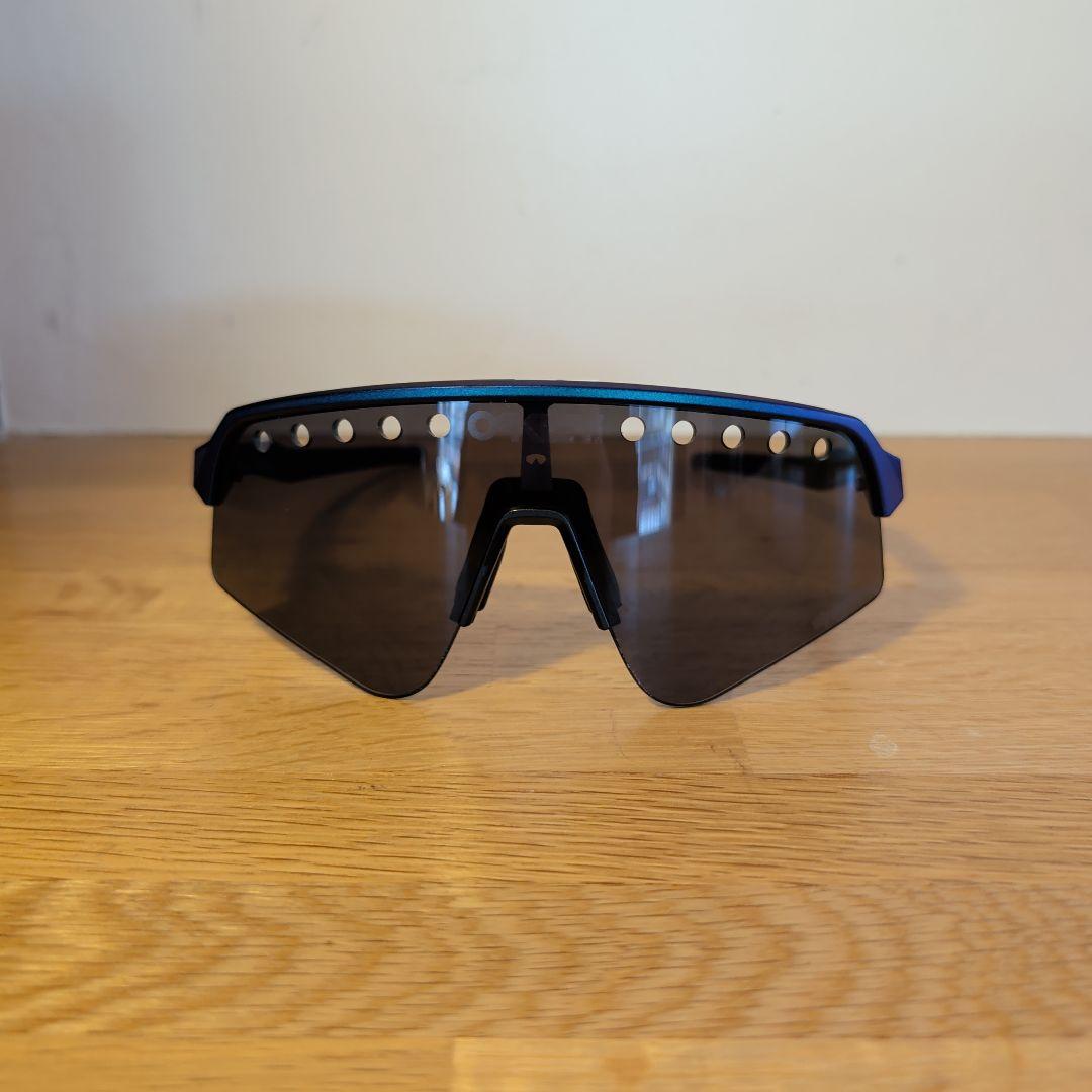 Oakley Sutro Lite Sweep TLD　限定
