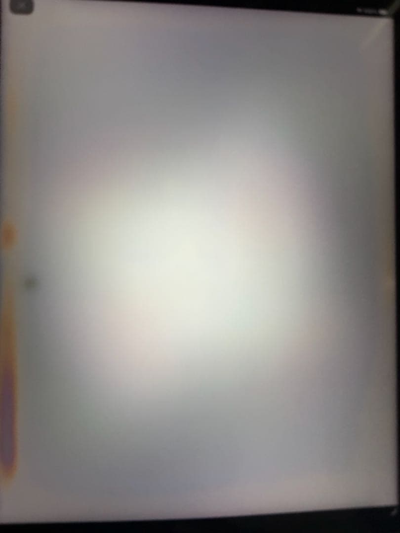 iPad Pro 12.9インチ（第5世代）＋充電コード値下げ交渉受け付けます！