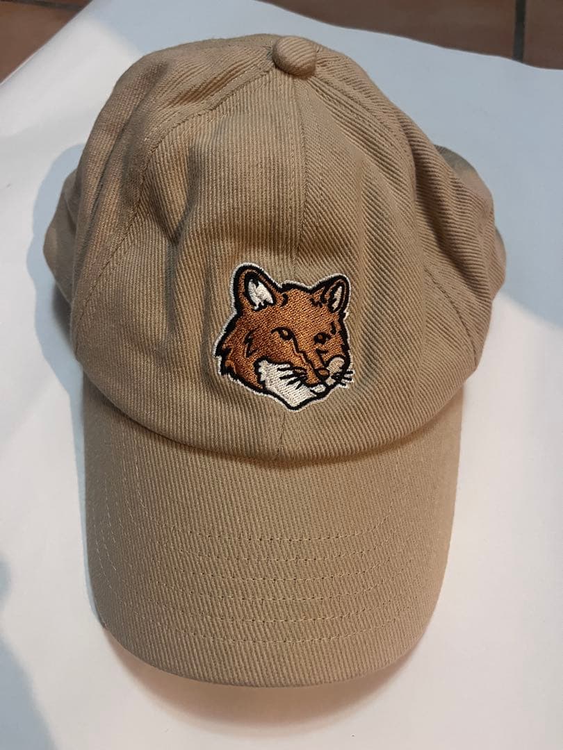 メゾンキツネ Maison Kitsuné キャップ
