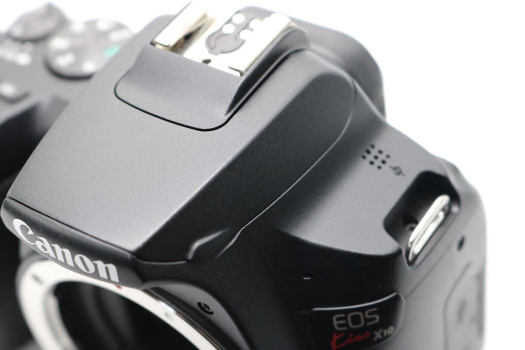 超美品 【Canon EOS Kiss X10 トリプルレンズセット】 安心保証
