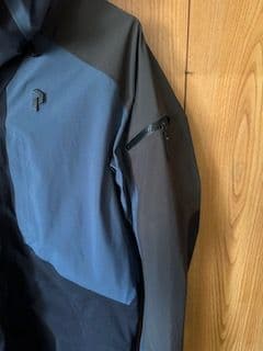 ピークパフォーマンスpeak performance teton jacket