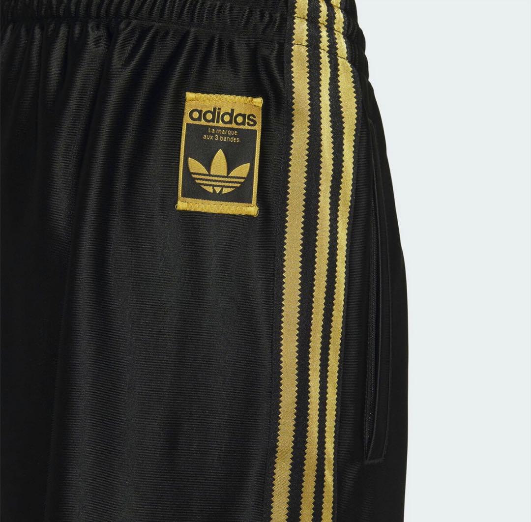 adidas トラックパンツ