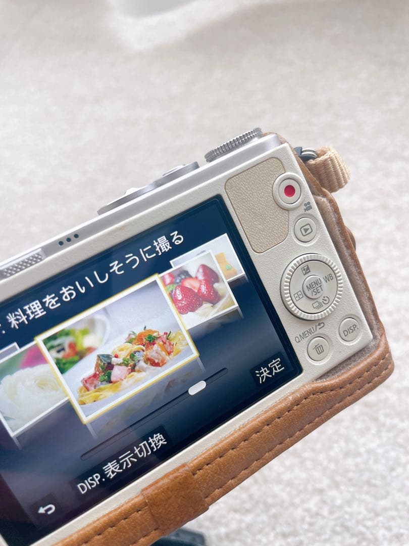 Panasonic デジタル一眼カメラ DMC-GM1K ホワイト