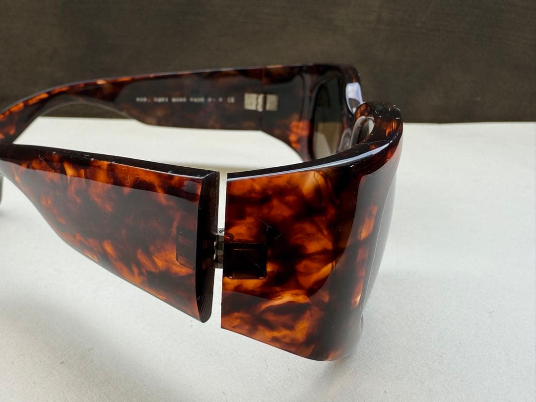 VINTAGE CUTLER & GROSS ヴィンテージ・サングラス