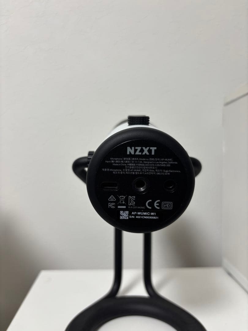 配信機器・PA機器・レコーディング機器 NZXT capsule white